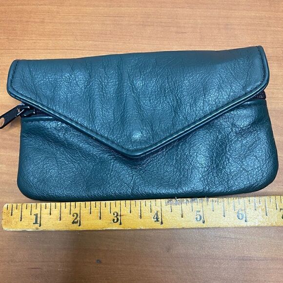 Tromet Dark green leather fold over snap wallet with two zippered compartments - Picture 8 of 13
